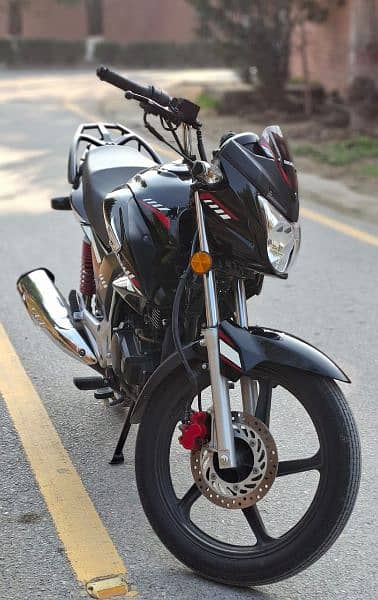 Honda cb150F