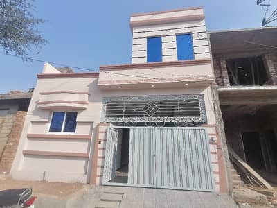 Prime Location Snober City House Sized 4 Marla For sale