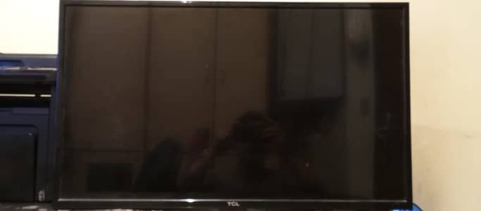 32inc TCL LCD