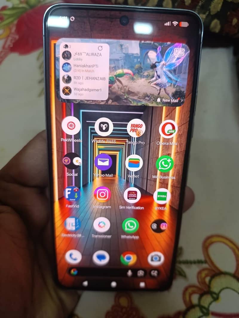 Google pixel 8 Pro  Scroll/upper touch area has issue not working 3