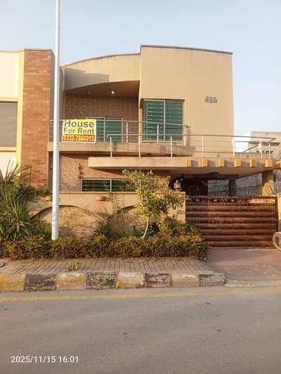 10 Marla 4 Beds Double Storey House Best For Living Available For Rent With All Facilities Bahria phase 7
