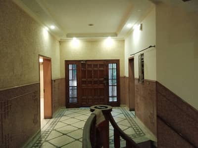 5 Bed Full House with Servent Quarter For Rent In Chaklala Scheme 3