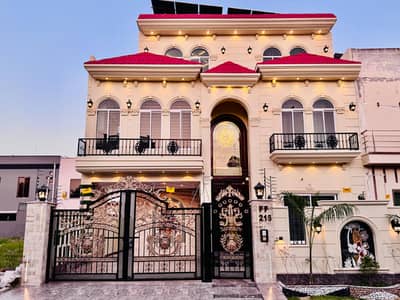 10 MARLA NEW BRAND DOUBLE STORY HOUSE AVAILABLE FOR SALE, IN CITI HOUSING GUJRANWALA ON PRIME LOCATION.