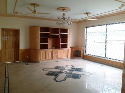 Prime Location 10 Marla House In Chaklala Scheme 3 For Sale At Good Location