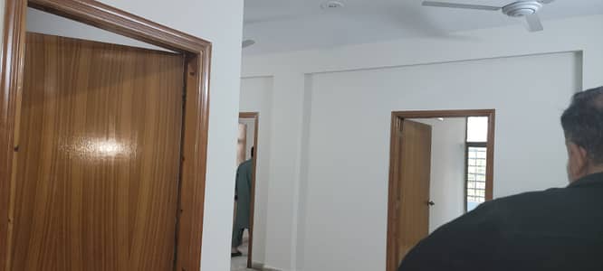 G/11 markaz margala face 1st floor 800sq 2 room office available for rent real piks