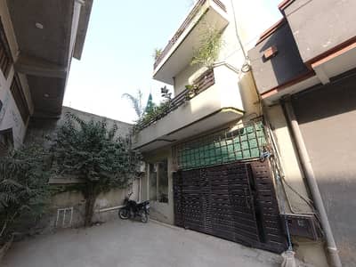 Reserve A On Excellent Location House Now On Caltex Road