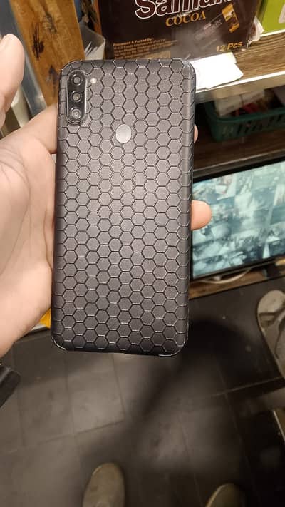 SAMSUNG A11 3/32gb urgent