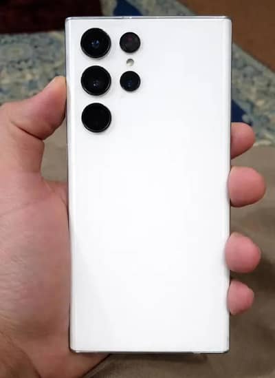 Samsung galaxy s22 Ultra complete box urgent sale connect wtp no