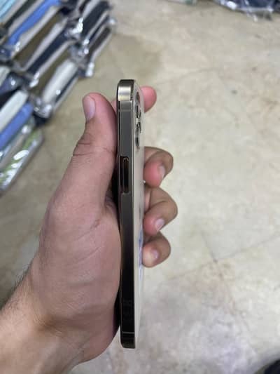 Iphone 12 pro (PTA APPROVED)