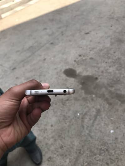 Samsung s6 edge. 32 gb