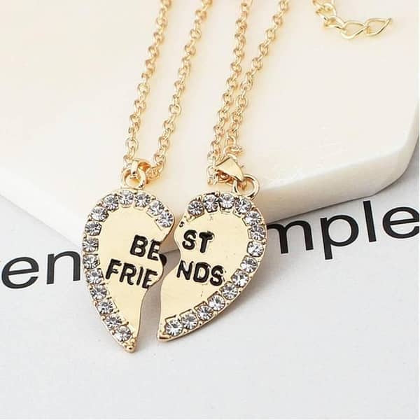 2-piece Half Love Heart Rhinestone Pendant Necklace Set for Best Friends