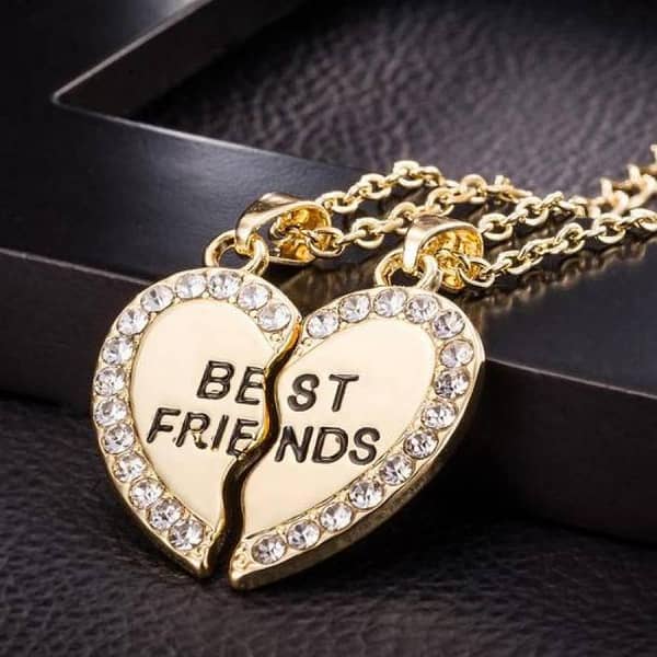 New Jewelry Best Friends Necklace in Two Parts: Spliced Heart Letter Pendant in Silver and Gold