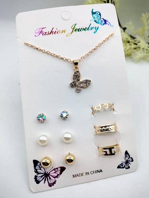 Pack of 7 Jewellery Set: 1 Necklace/Pendant, 3 Stud Earrings, and 3 Adjustable Rings