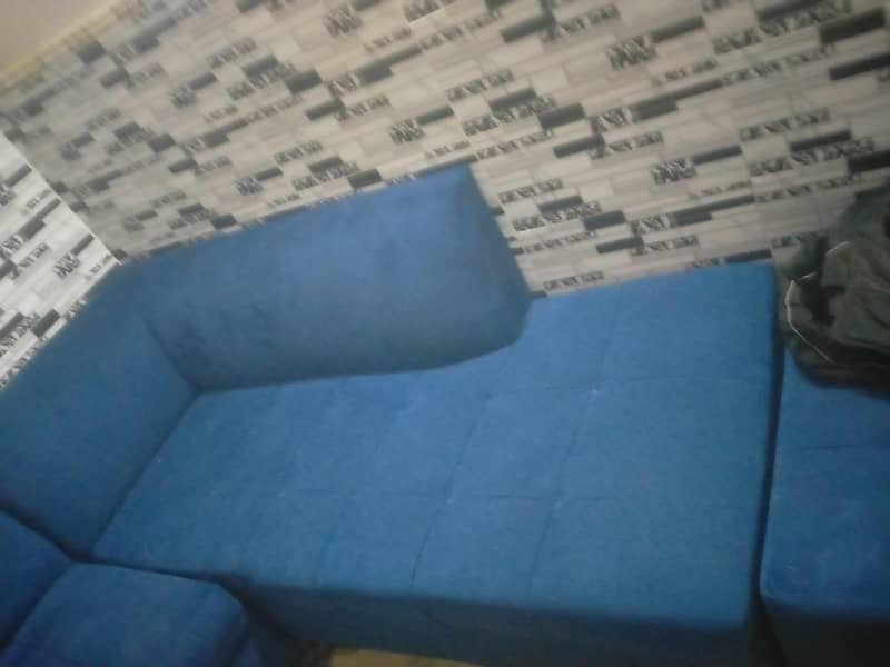 A1 sofa 2