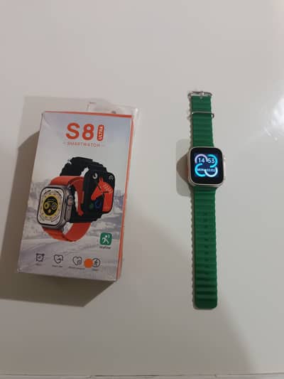 S8 Ultra SmartWatch