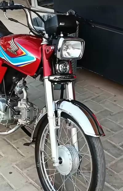 Honda 70 19 model antique piece