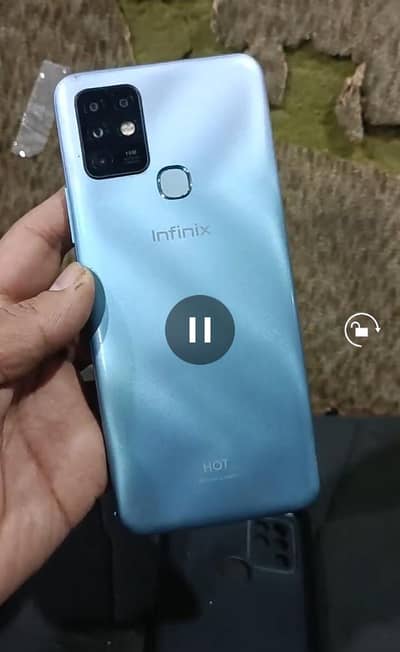 Infinix hot 10 4GB REM 64GB ROM