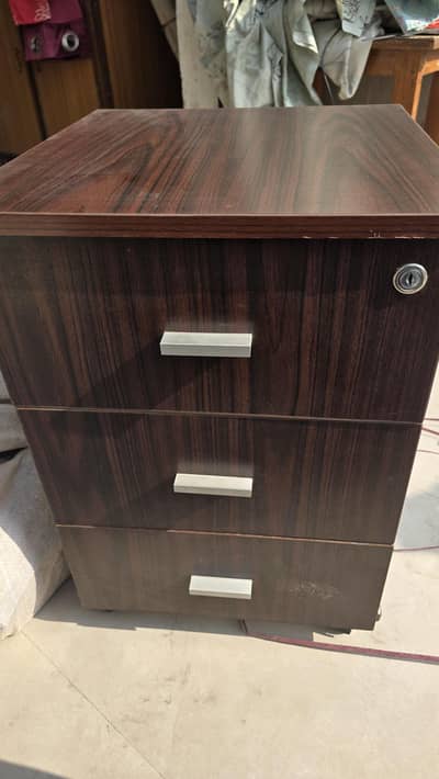 Almost New Complete Executive Office Table Sofa Drawers Setup for Sale