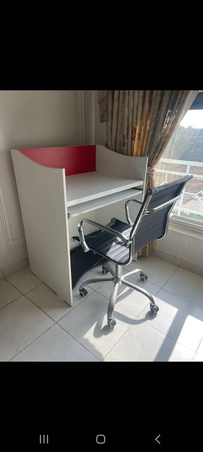 study table n chair n many moe items