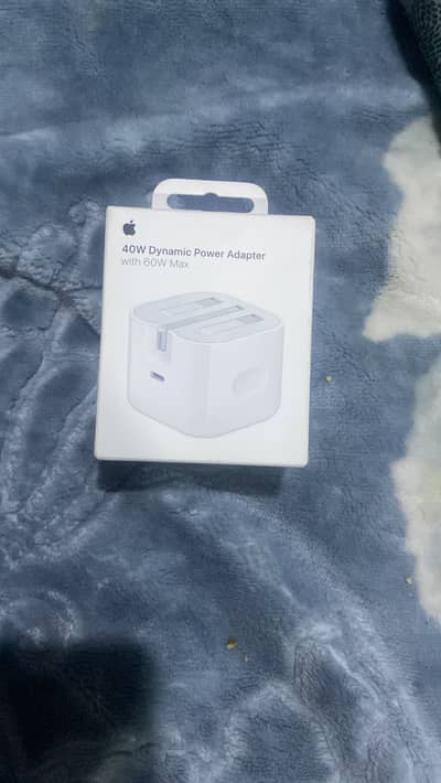 iphone 17 pro max charger 40W