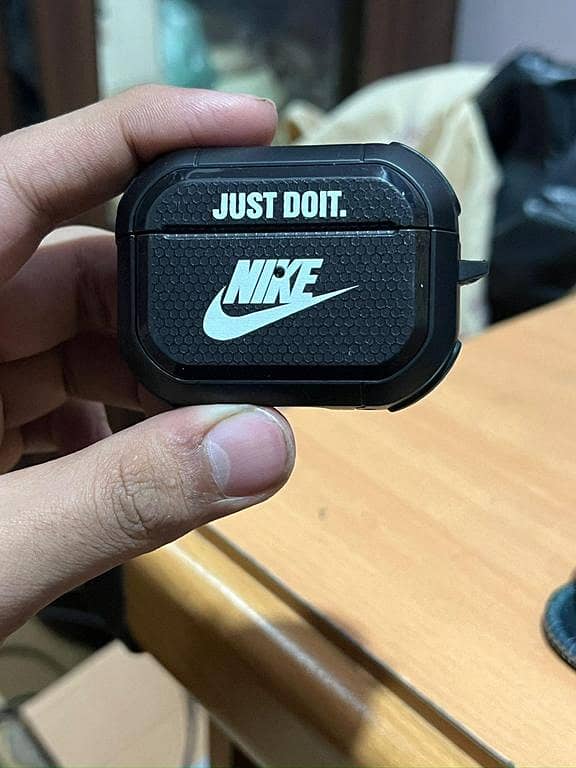 AirPods Pro & AirPods Pro 2 Brand Logo Case – Carbon Fiber Hard Case with 360° Protection