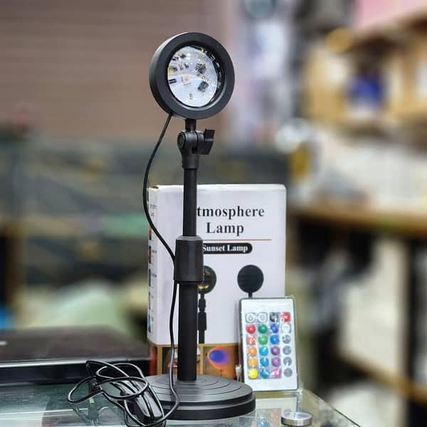 Sunset Projection Lamp with Remote Control and 16 Colors - memontech