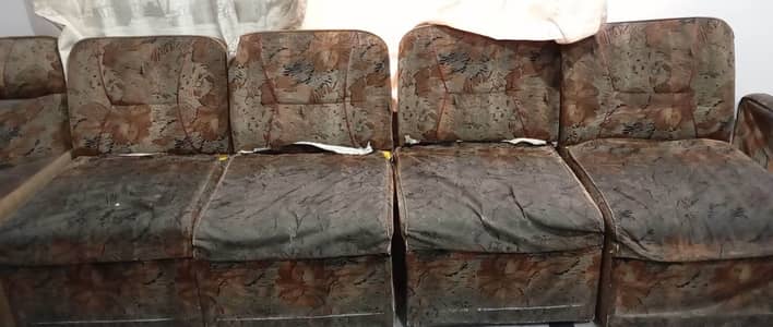 L shaped 6 seater sofa