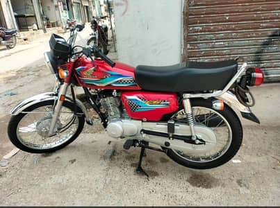 Honda CG 125  (24) Model