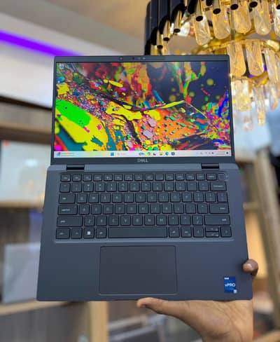 Dell Latitude 7430 core i7 12th Gen Alder Lake 16/256 Business Machine