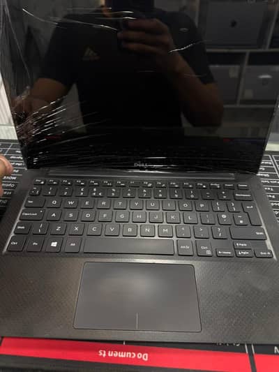 Dell XPS 13 9350 Cori7/6th Gen 8GB RAM 256GB SSD Touch Screen