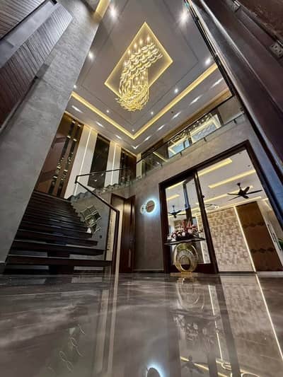 Dream Home Offer 1 Kanal Full House For Rent DHA Phase 5, Lahore Prime & Hot Location