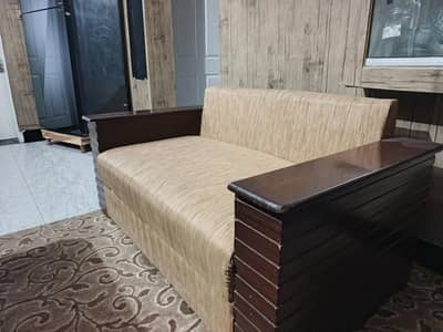 5 Seater Sofa Urgent Sale