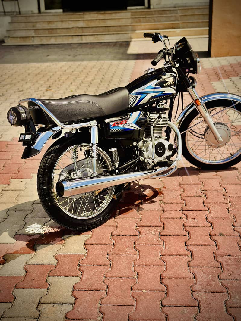 24/25 model new condition 1