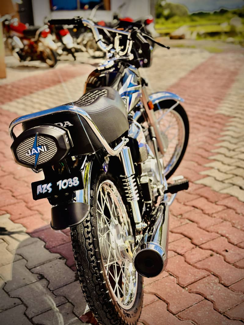 24/25 model new condition 3