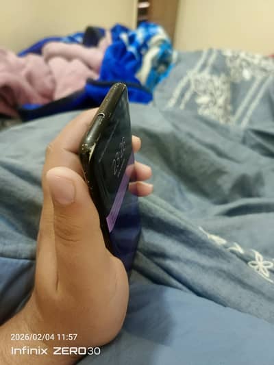 sumsung s8 4/64 dual sim pta aproved