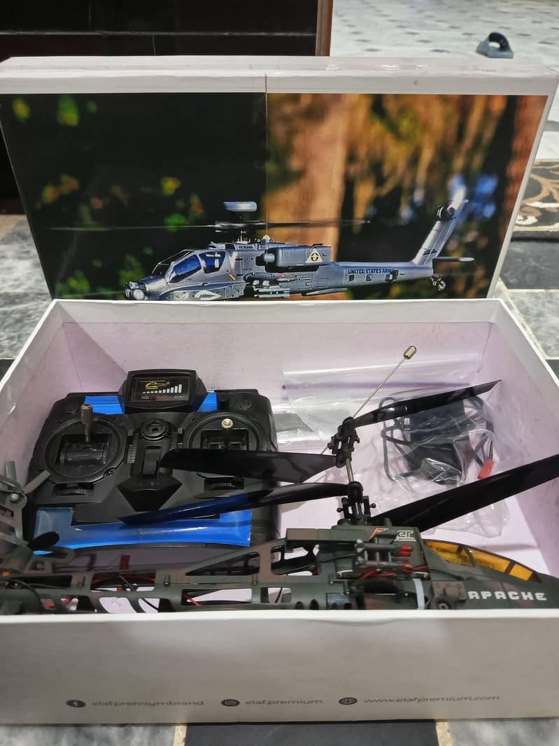 Remote control helicopter 4