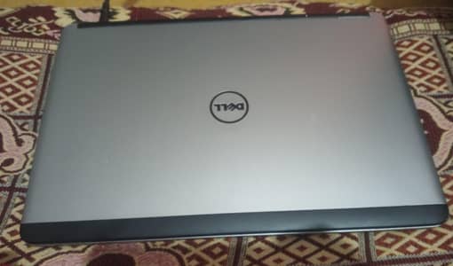 Dell latitude e7440 Core i5 4th generation with backlight keyboard.