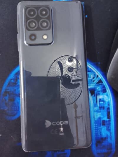 Dcode X in new condition 8/128 64 m camera and fingerprint