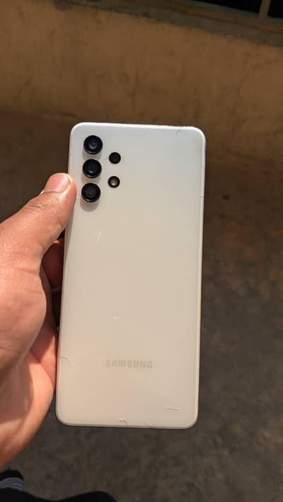 Samsung A32 10/9 for sale