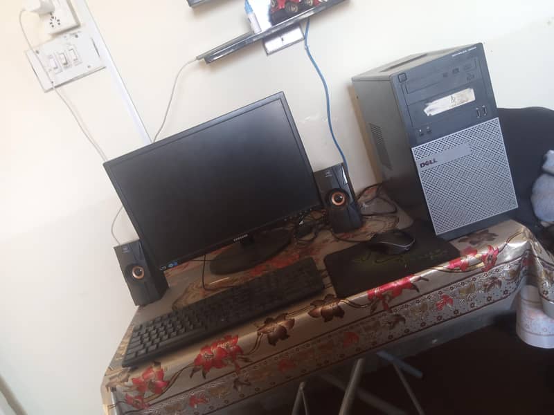 Standard Gaming setup 1