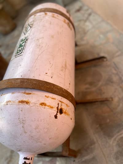 Cng tank with all accessories