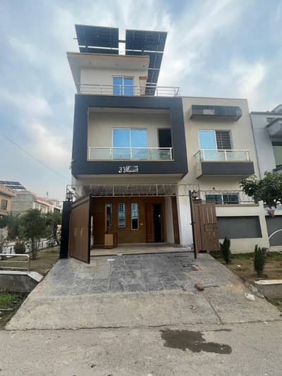 30*60 7 marla Corner house for sale in G-13 Islamabad