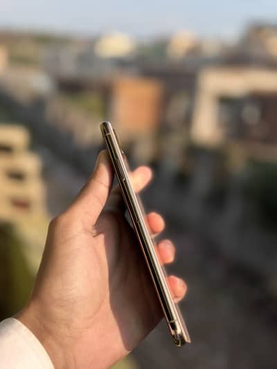 iPhone XS Max Pta Approved 256GB