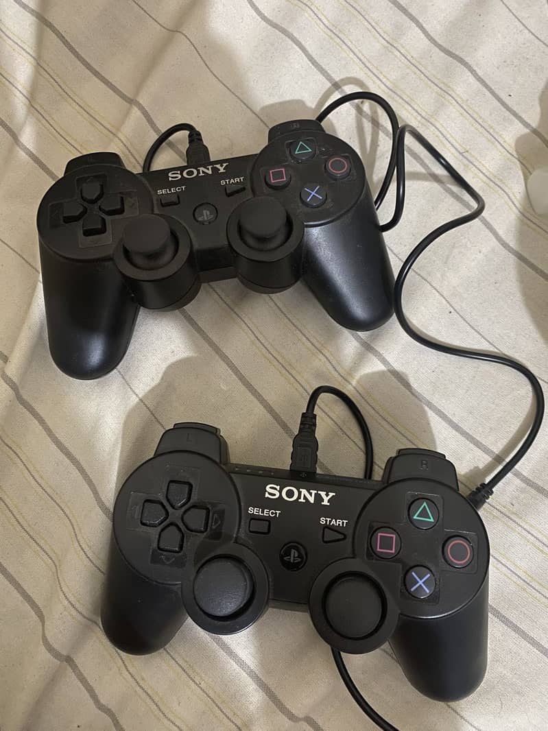 PS 3 controllers 0