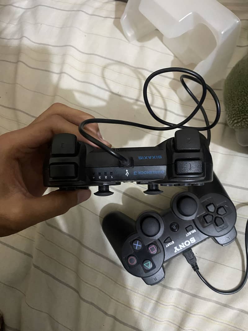 PS 3 controllers 1