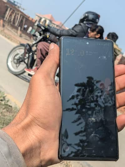 Google Pixel 6 on okay ha check kar lena