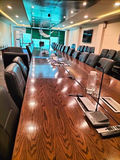 F-7 24,000 Sqft Luxury Corporate Office with big Parking, Lift is available