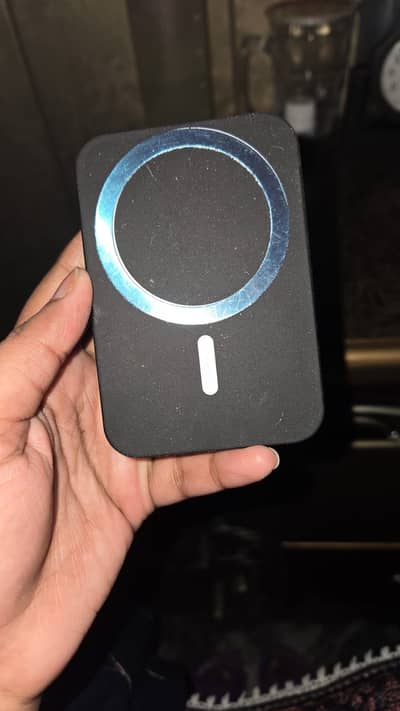 Magnetic Wireless Charger – Home & Car Use