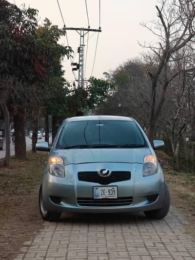 Toyota Vitz 1300 original.  good condition