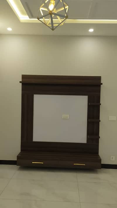 10 Marla brand new house available for sale